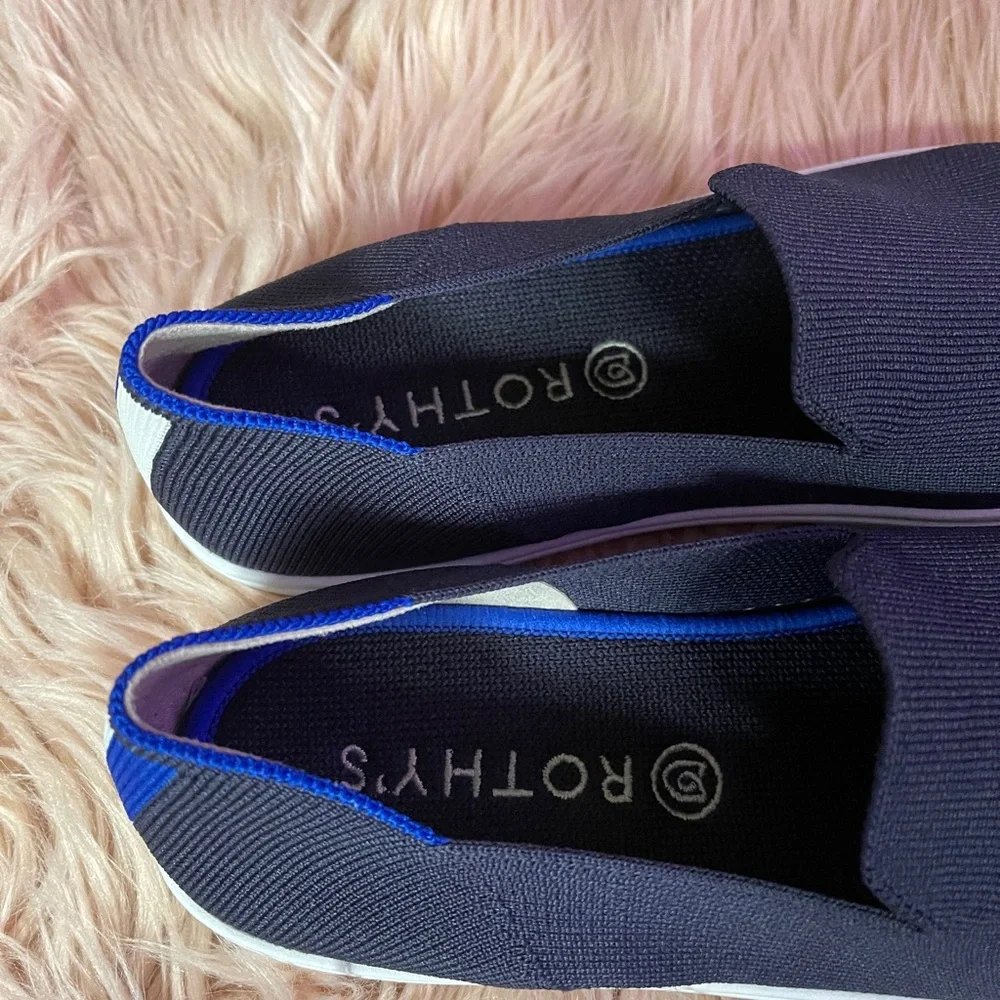 Rothys deep navy blue size 9.5 woman’s sneakers